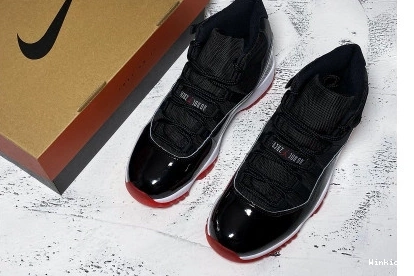 378037-061 XI - RETRO NIKE AIR JORDAN 11 0824